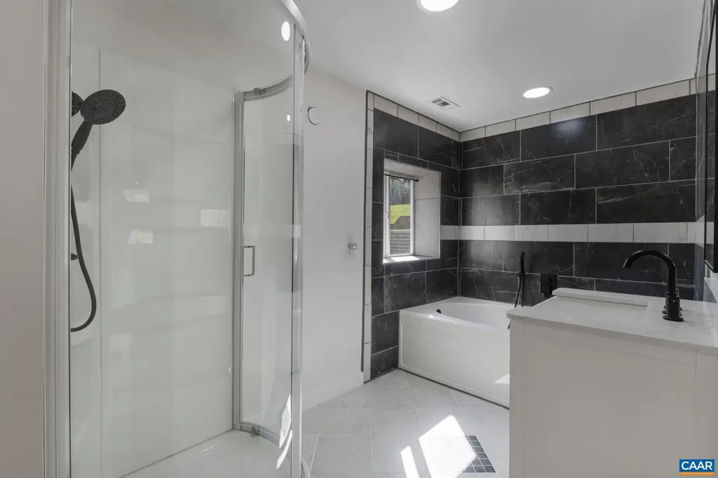 474 Lake Road Troy VA 22974