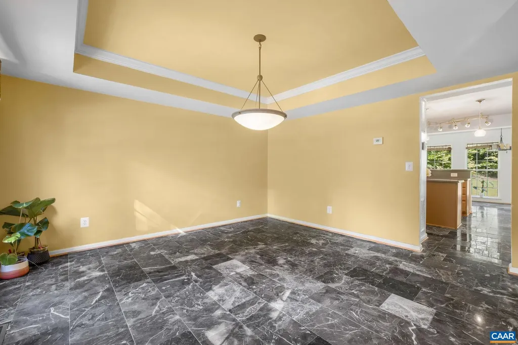 419 Carter Lane Louisa VA 23093