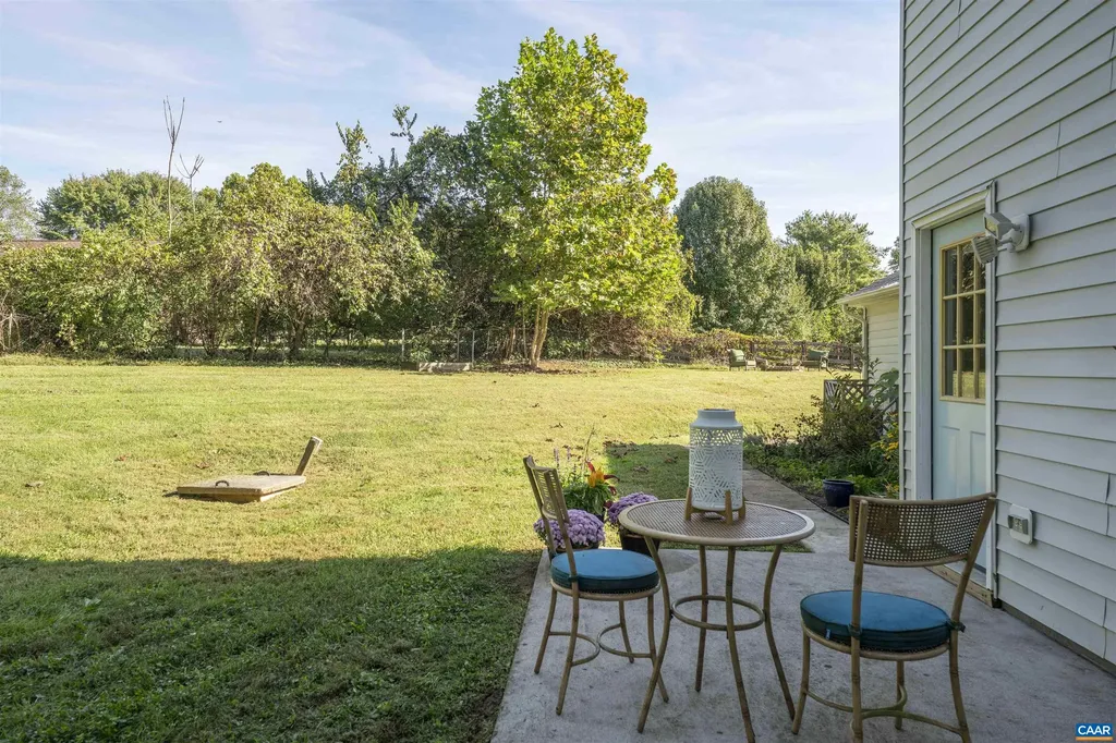 28 Bernice Lane Ruckersville VA 22968