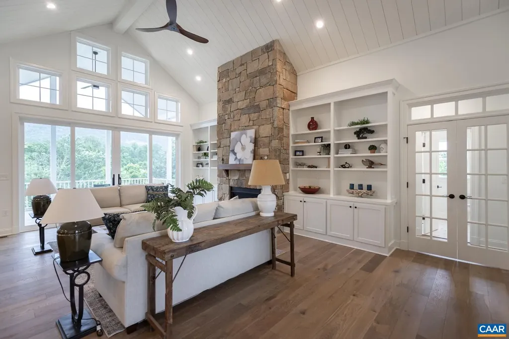 5685 Park Road Crozet VA 22932