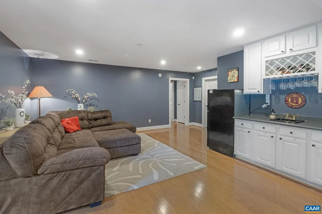 2370 Walnut Ridge Lane Charlottesville VA 22911