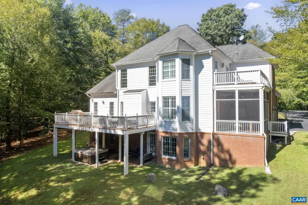 2370 Walnut Ridge Lane Charlottesville VA 22911