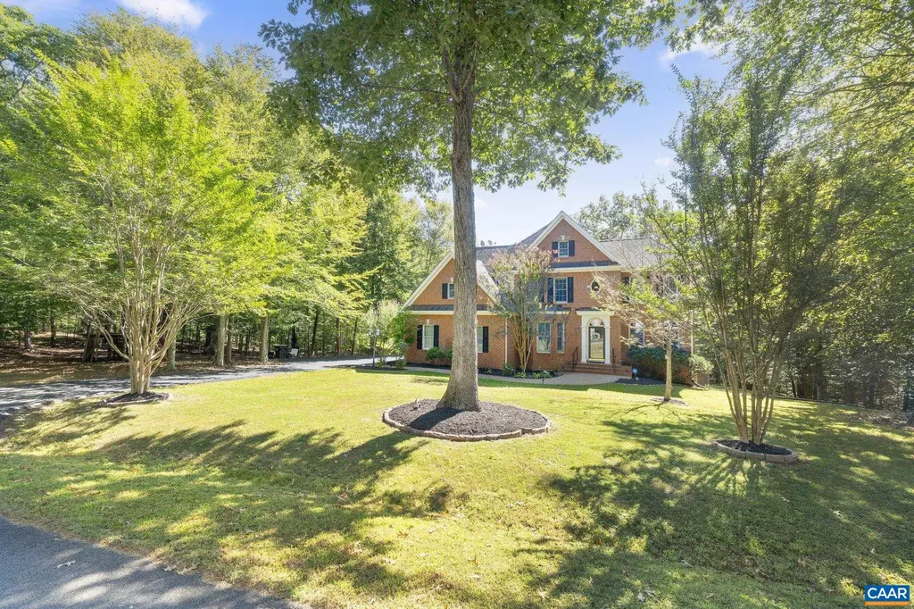 2370 Walnut Ridge Lane Charlottesville VA 22911