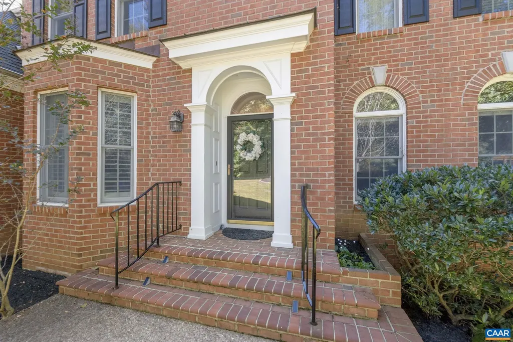 2370 Walnut Ridge Lane Charlottesville VA 22911