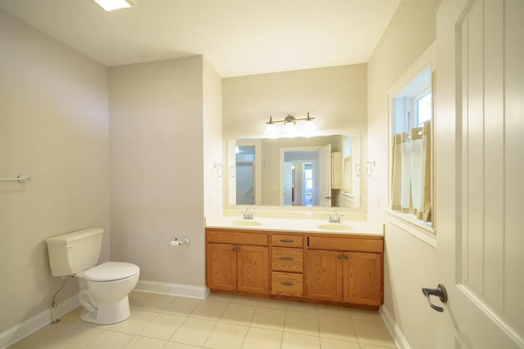 2616 Greenport Drive Rockingham VA 22801