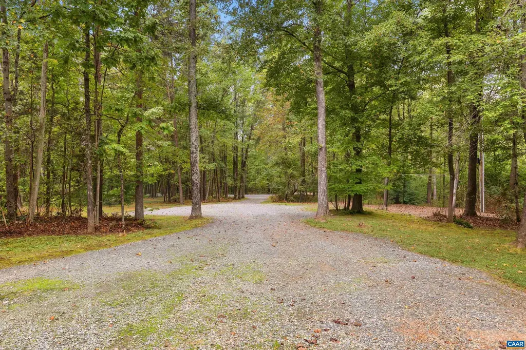 5904 Byrd Mill Road Louisa VA 23093