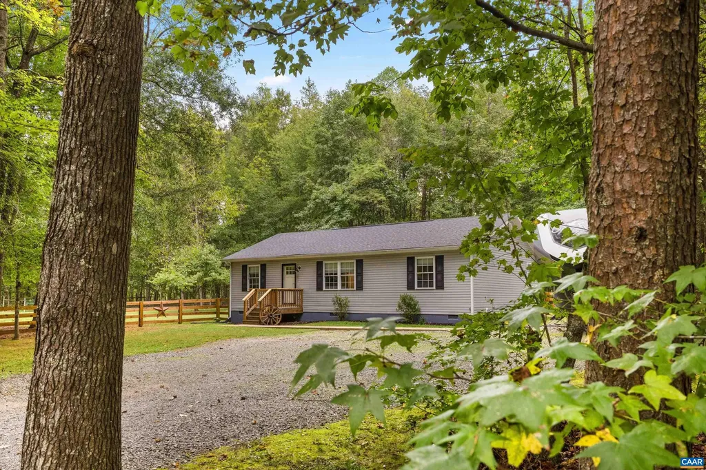 5904 Byrd Mill Road Louisa VA 23093