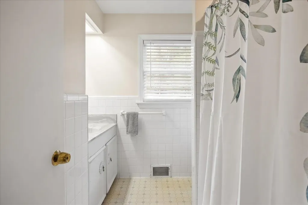 1403 Crawford Avenue Harrisonburg VA 22801