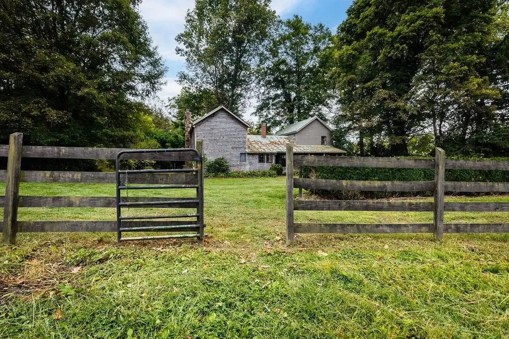 8787 Thorny Branch Road Bridgewater VA 22812