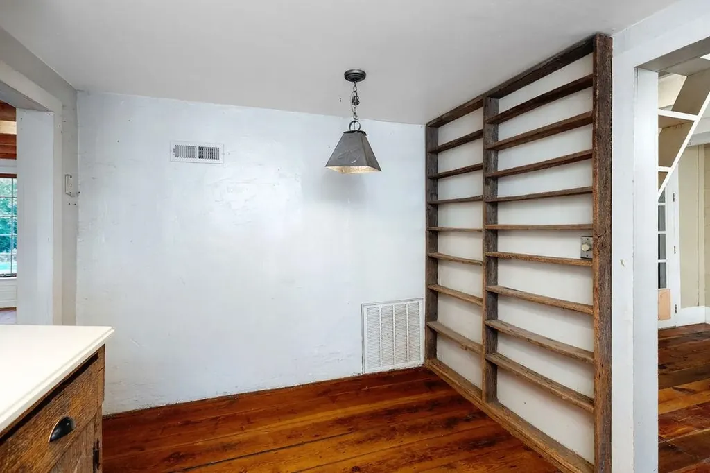 8787 Thorny Branch Road Bridgewater VA 22812