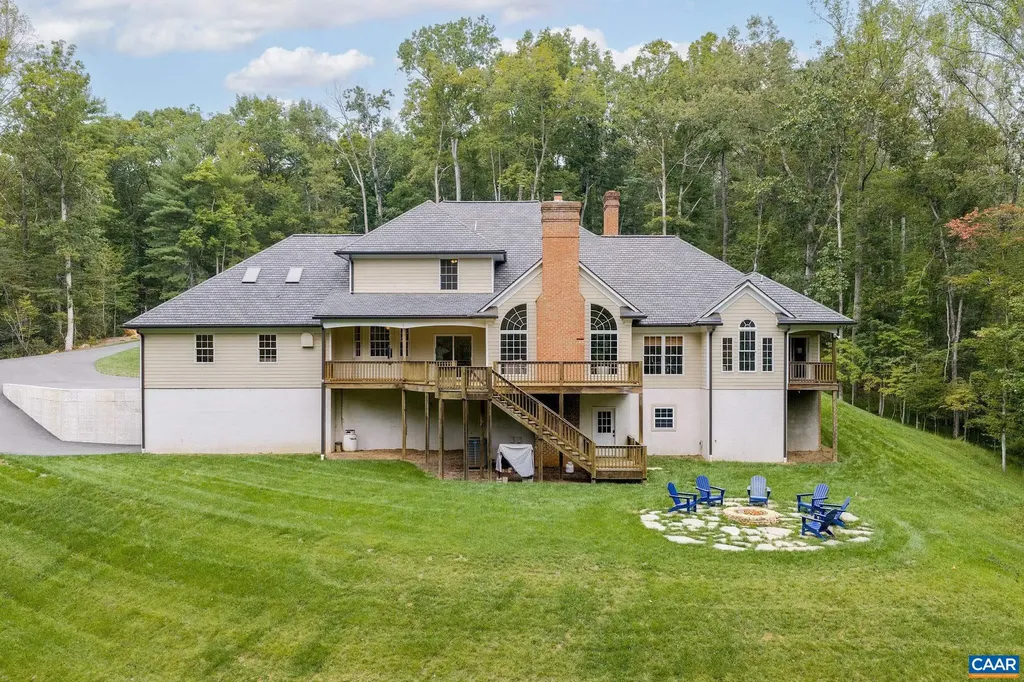 3395 Brookside Drive Charlottesville VA 22901