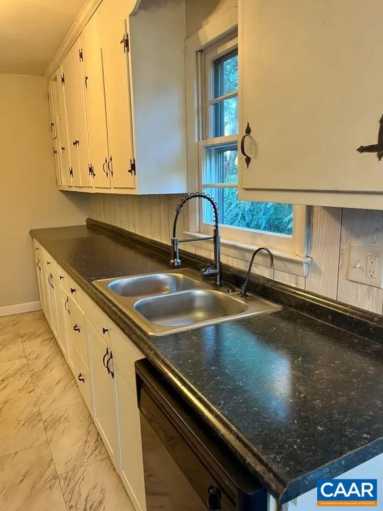 1641 Meridian Street Charlottesville VA 22902