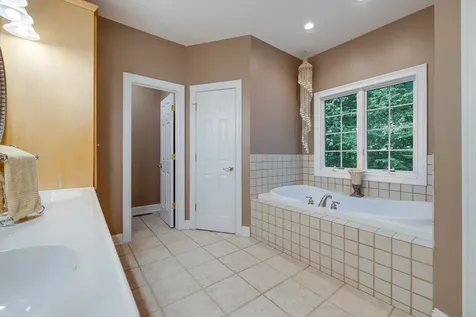 2205 Pearl Lane Harrisonburg VA 22801