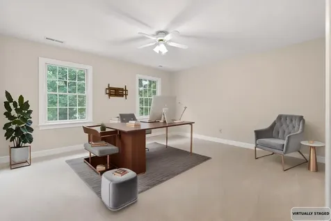 2205 Pearl Lane Harrisonburg VA 22801