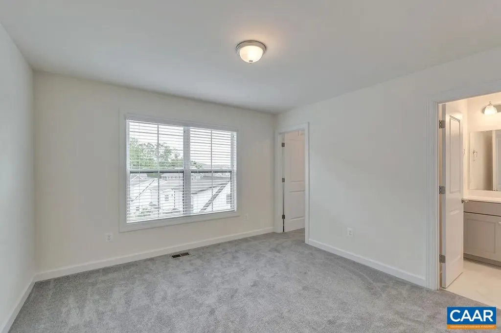 43 Wardell Crest Charlottesville VA 22902