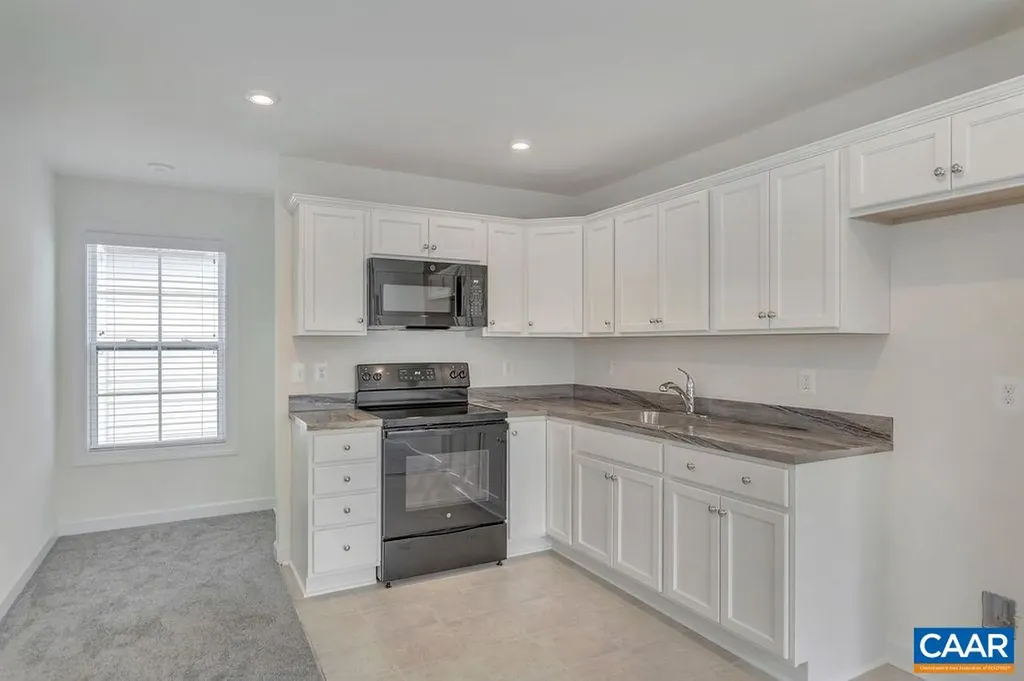 43 Wardell Crest Charlottesville VA 22902