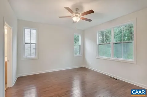 43 Wardell Crest Charlottesville VA 22902