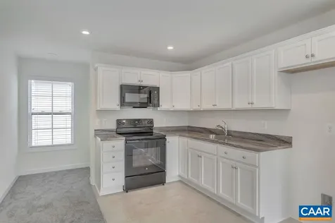 43 Wardell Crest Charlottesville VA 22902