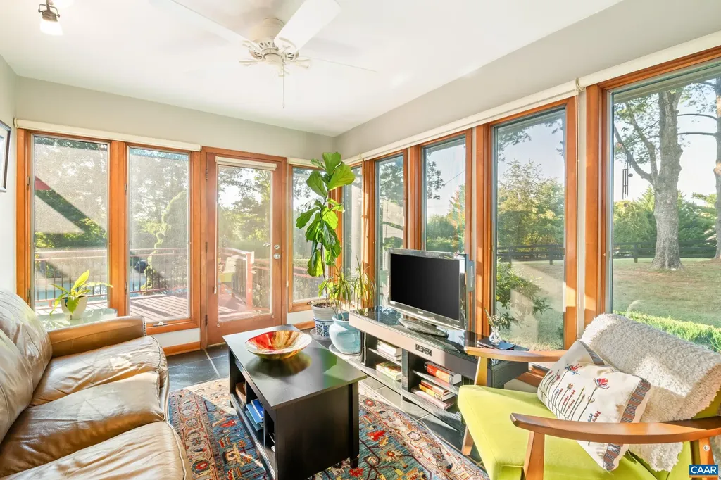 3869 Stony Point Road Keswick VA 22947