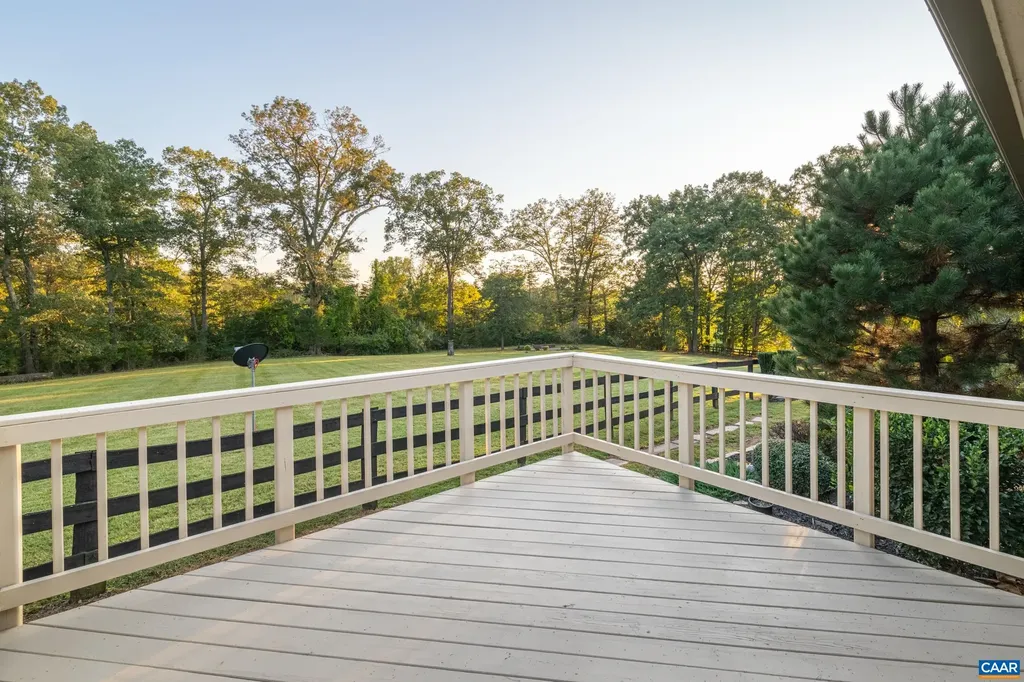 3869 Stony Point Road Keswick VA 22947