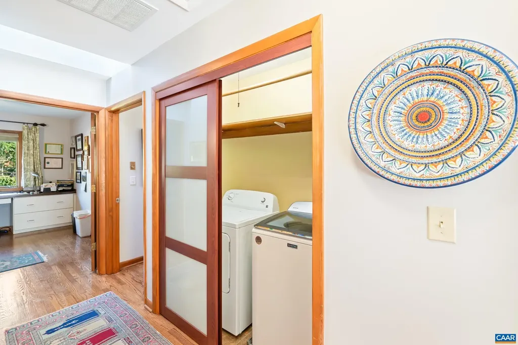 3869 Stony Point Road Keswick VA 22947