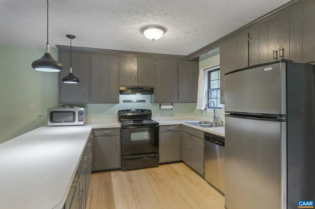 323 Jefferson Drive Palmyra VA 22963