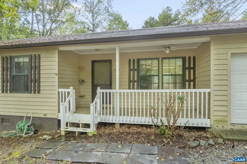 323 Jefferson Drive Palmyra VA 22963