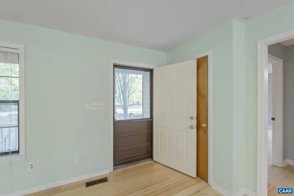 323 Jefferson Drive Palmyra VA 22963