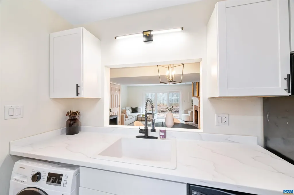 1552 Garden Court Charlottesville VA 22901
