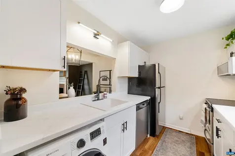 1552 Garden Court Charlottesville VA 22901