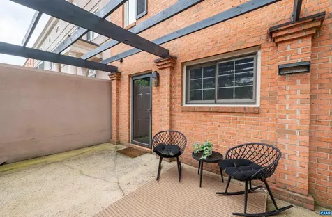 1552 Garden Court Charlottesville VA 22901