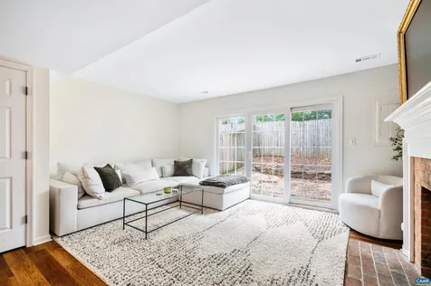 1552 Garden Court Charlottesville VA 22901