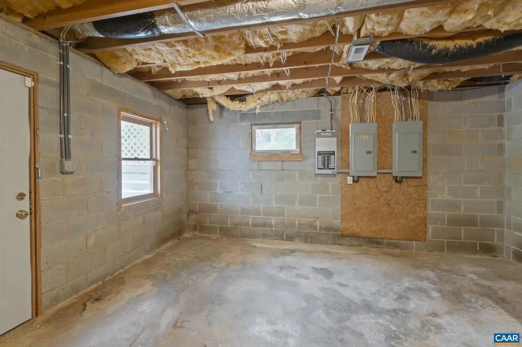 47 Holly Springs Drive Louisa VA 23093