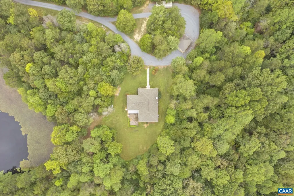 47 Holly Springs Drive Louisa VA 23093