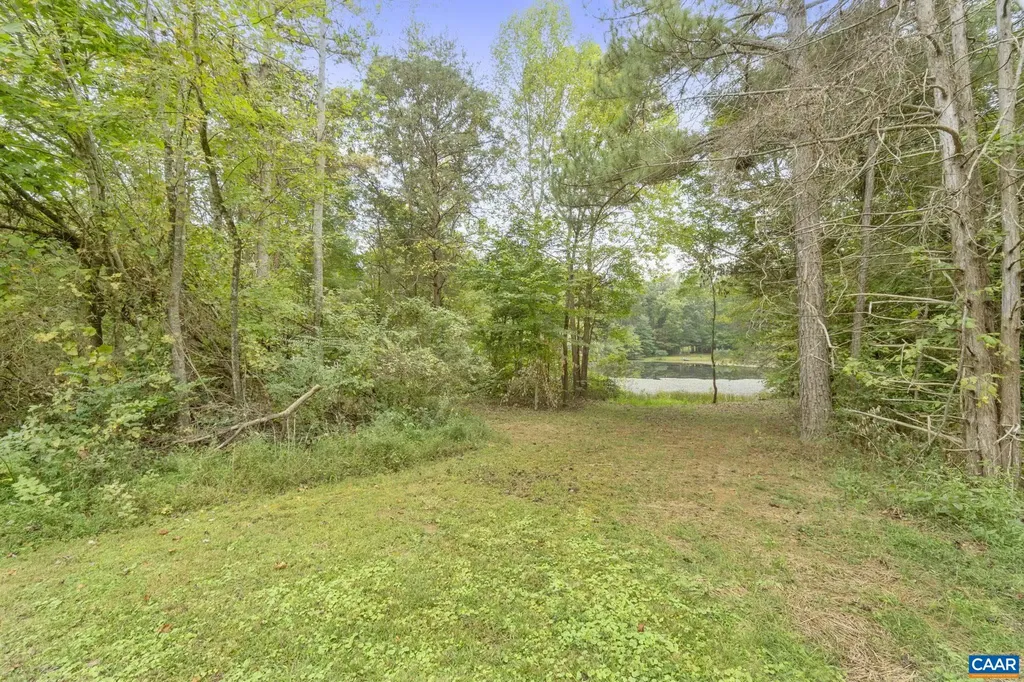 47 Holly Springs Drive Louisa VA 23093