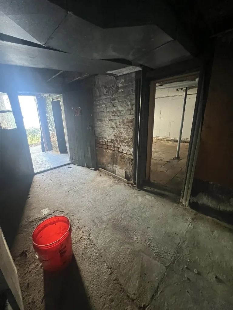 1105 Johnson W Staunton VA 24401