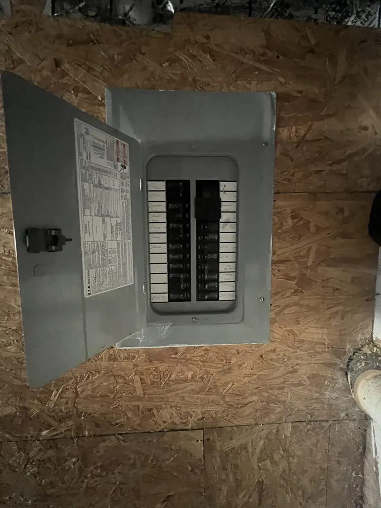 1105 Johnson W Staunton VA 24401