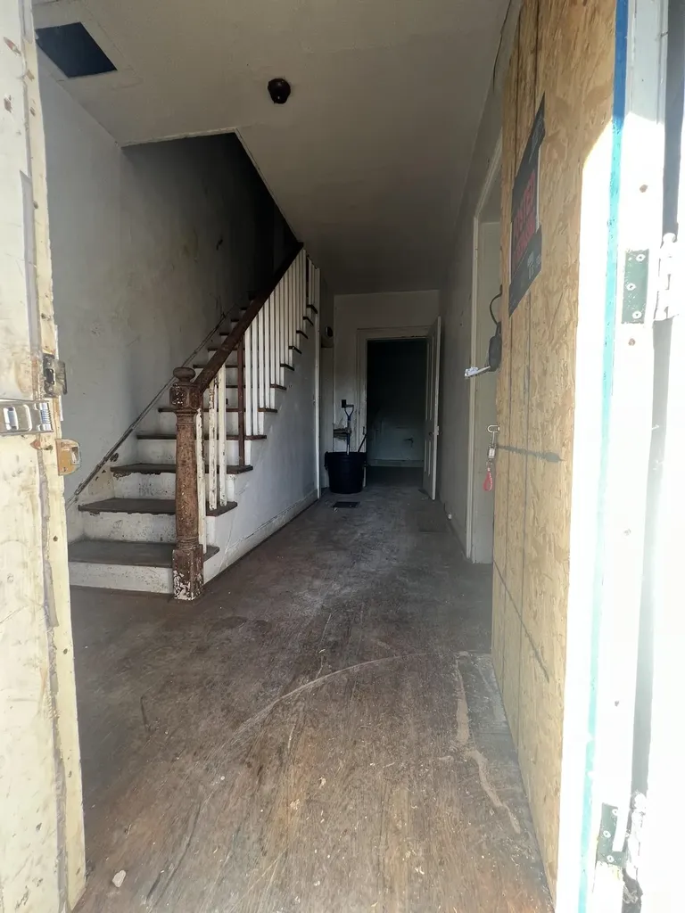 1105 Johnson W Staunton VA 24401