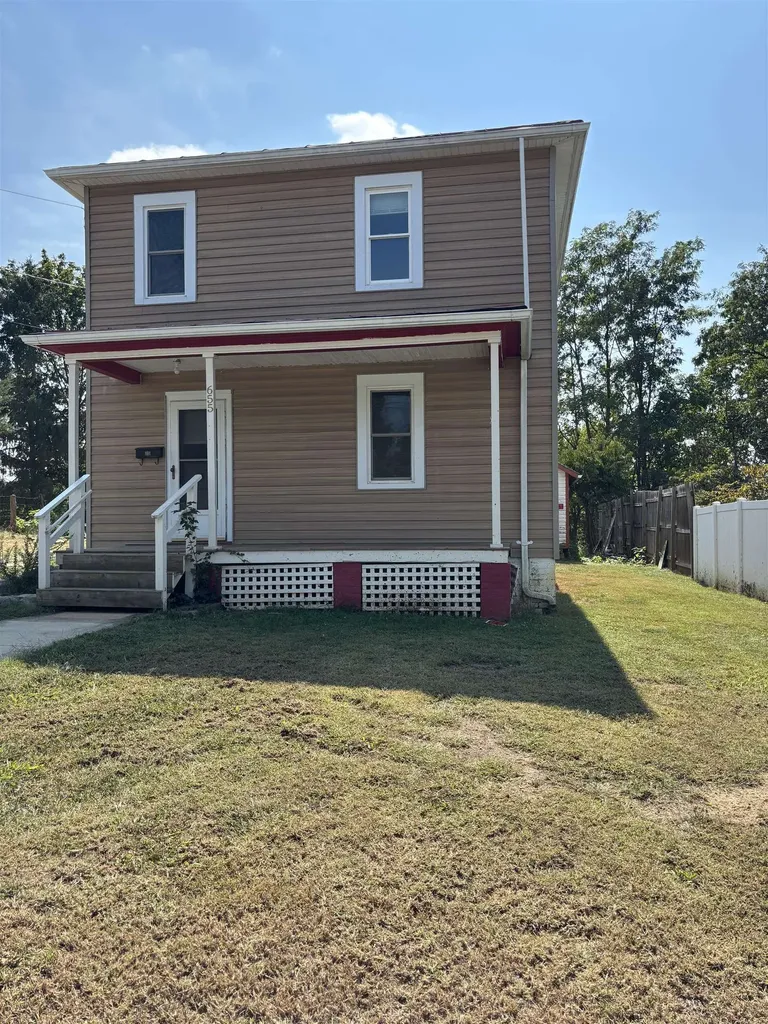 Harrisonburg VA, 655 Rock Street E