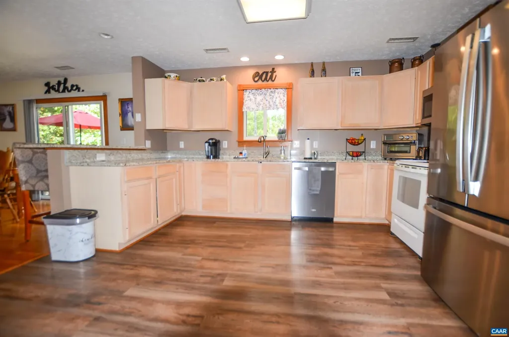 6 Begum Road Palmyra VA 22963