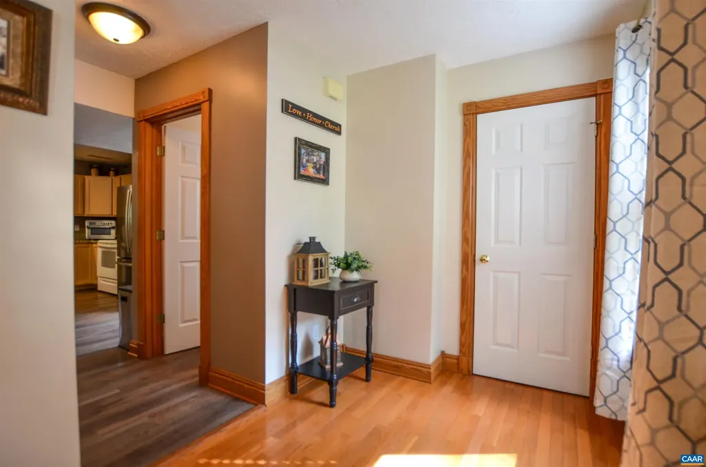 6 Begum Road Palmyra VA 22963