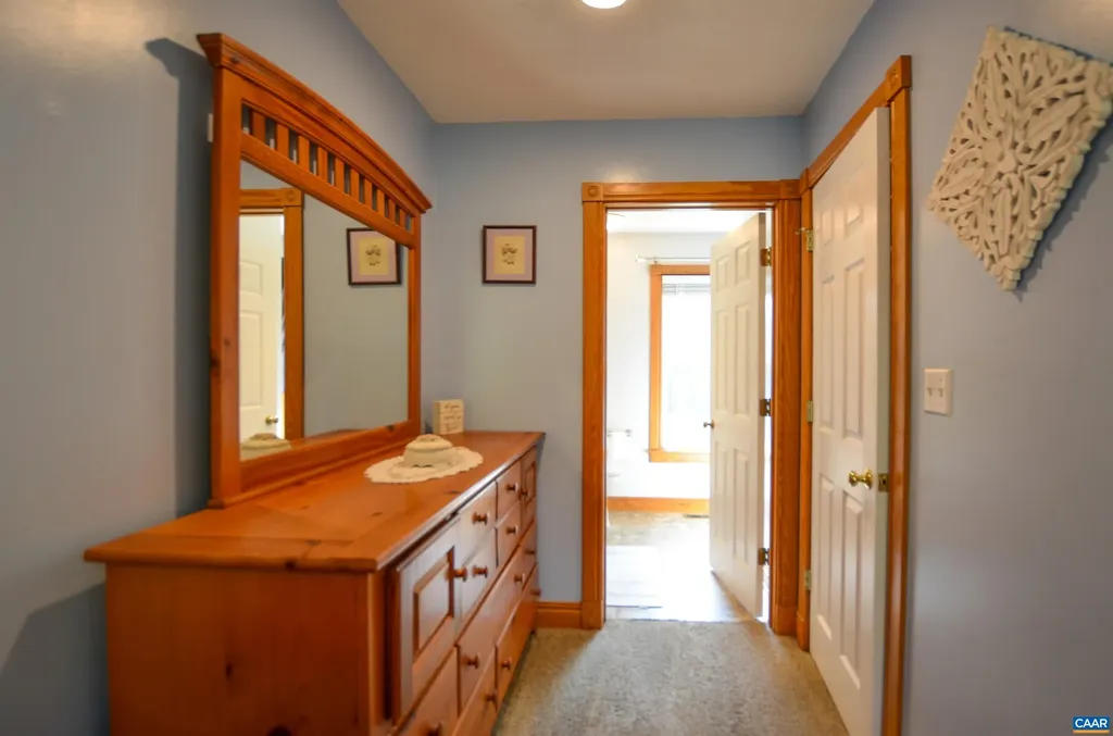 6 Begum Road Palmyra VA 22963