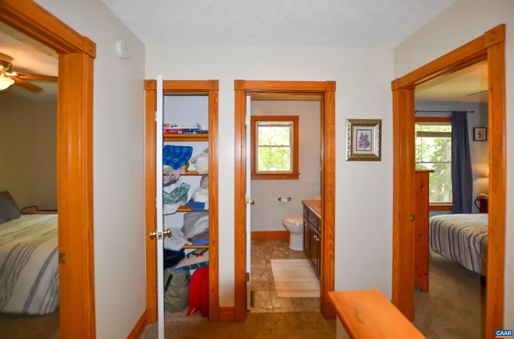 6 Begum Road Palmyra VA 22963