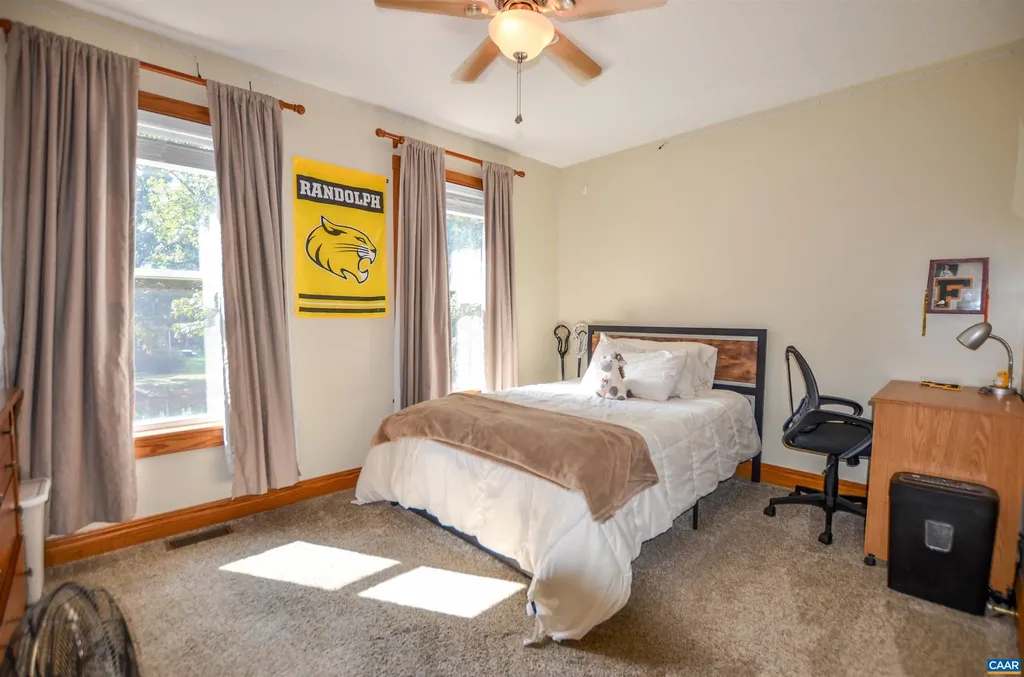 6 Begum Road Palmyra VA 22963