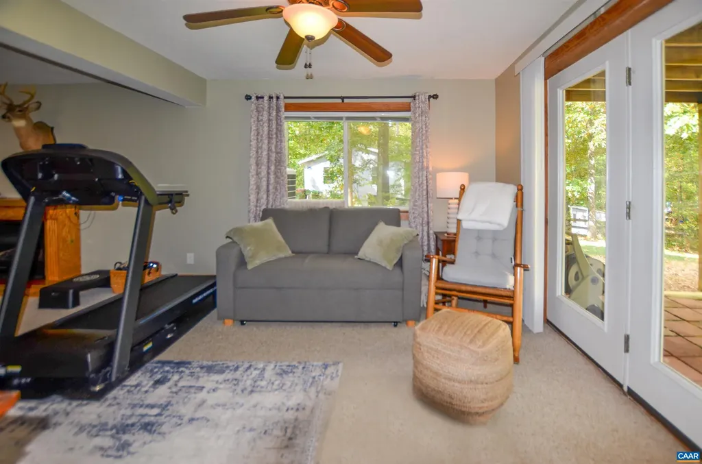 6 Begum Road Palmyra VA 22963