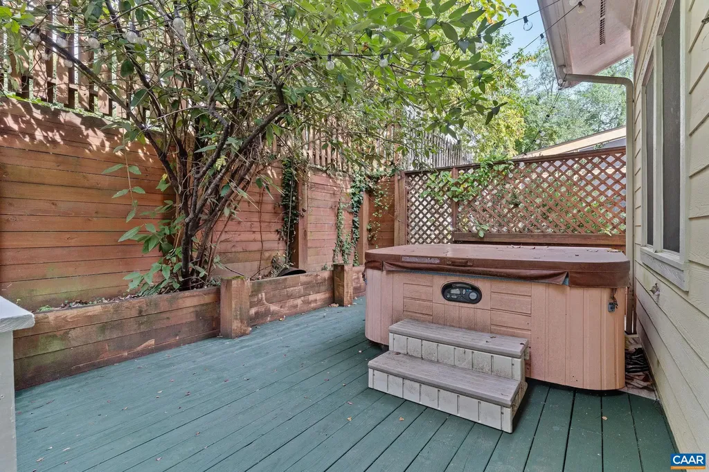 105 Kelsey Court Charlottesville VA 22903