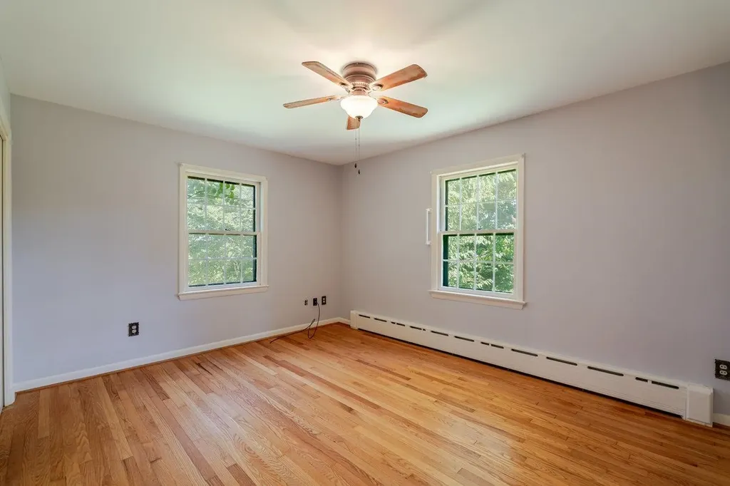 527 Crestover Drive Broadway VA 22815