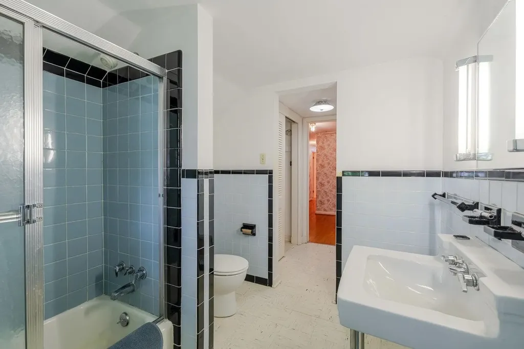 527 Crestover Drive Broadway VA 22815