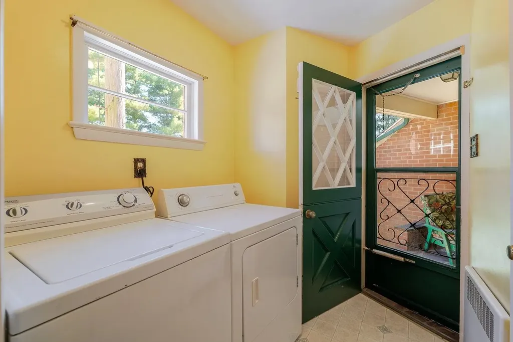 527 Crestover Drive Broadway VA 22815