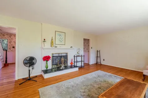 527 Crestover Drive Broadway VA 22815